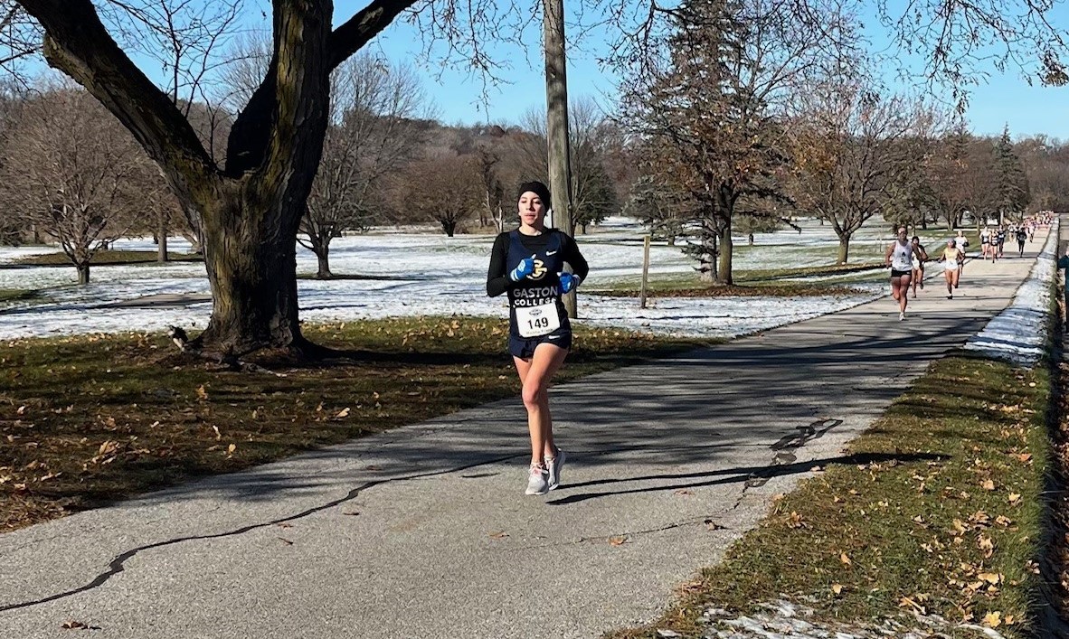 Gaston College's Maddie Frank runs in Tuesday's NJCAA Half Marathon championship.